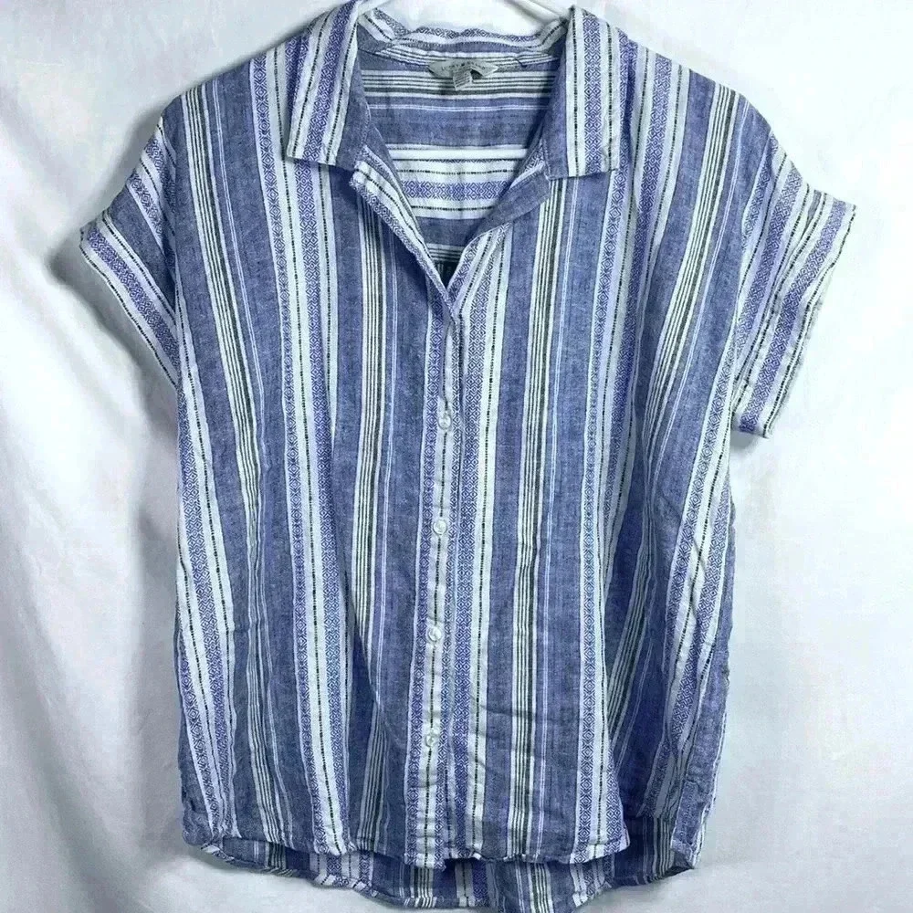 Lucky Brand Blue & White Striped Shirt Sleeve Button Up Shirt, Size Small.